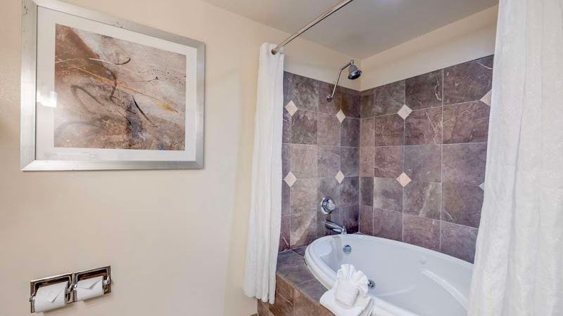 Photo of Best Western Plus Orchid Hotel & Suites