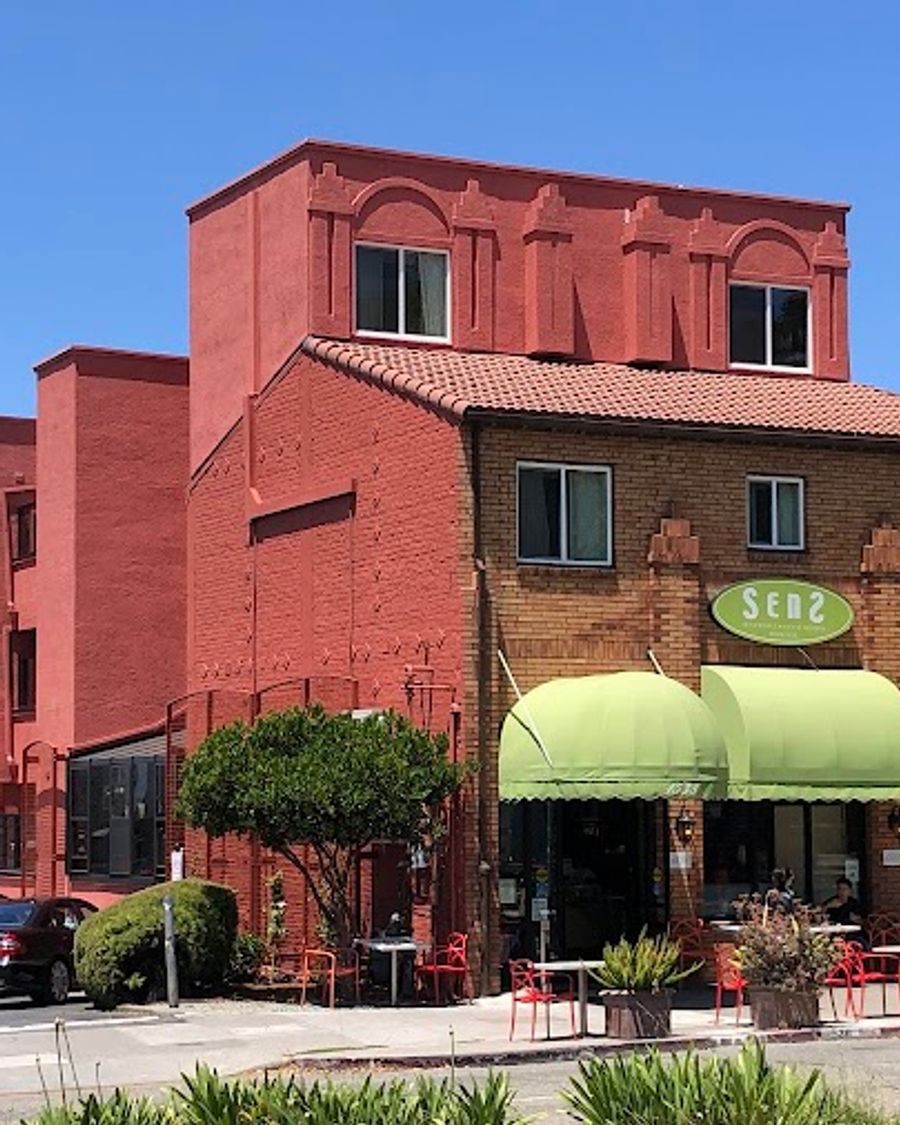 SenS Hotel