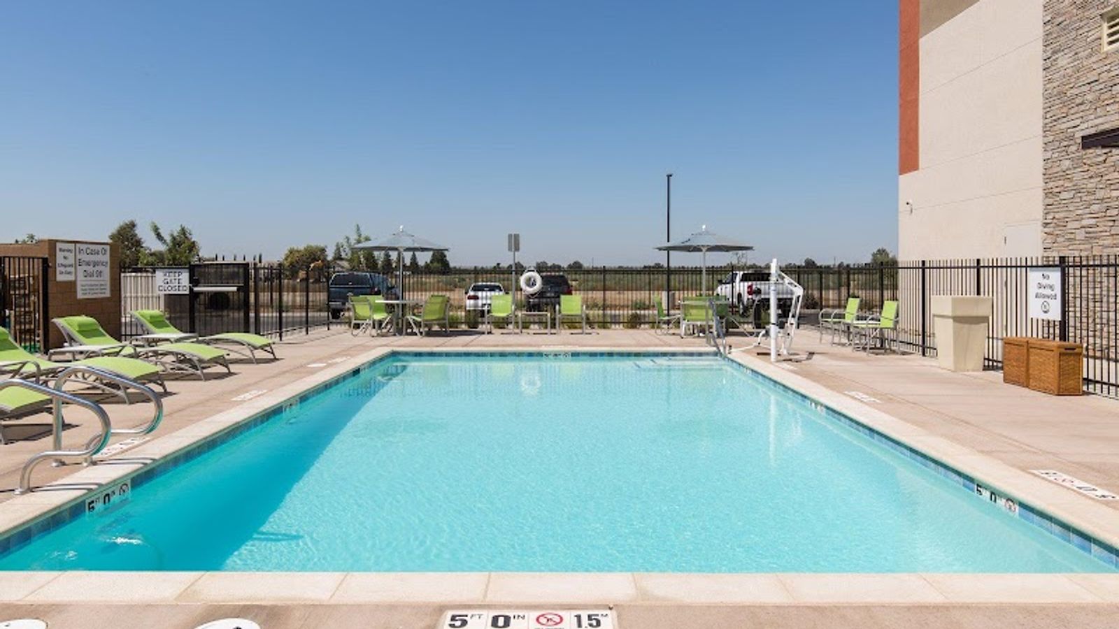 Photo of Holiday Inn Express Visalia - Sequoia Gateway Area by IHG