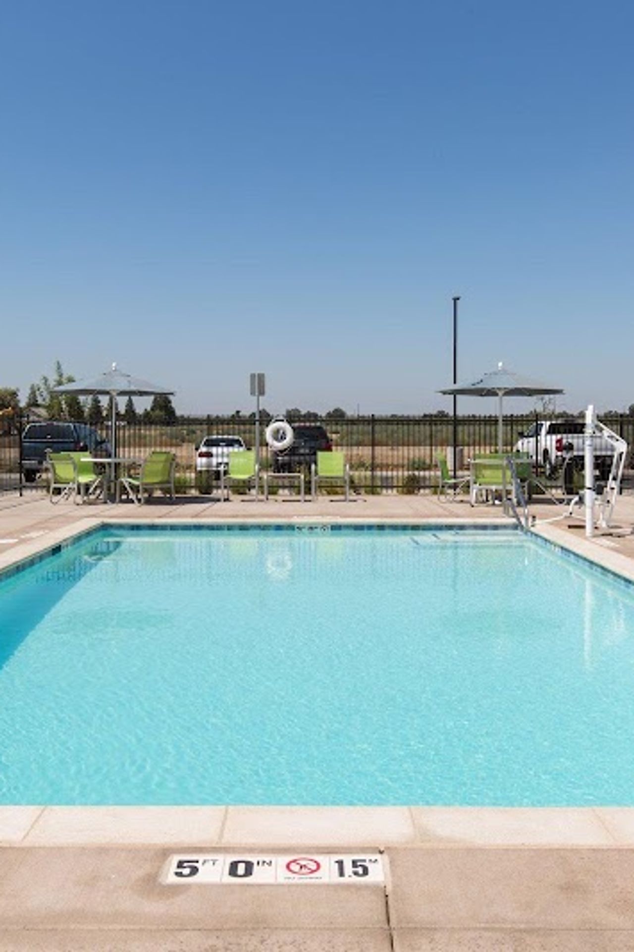 Photo of Holiday Inn Express Visalia - Sequoia Gateway Area by IHG