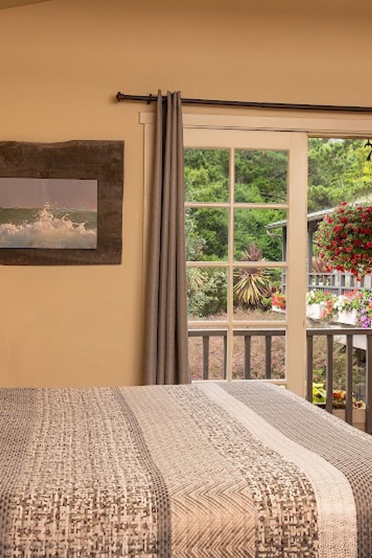 Photo of Carmel Country Inn - Deluxe King Studio