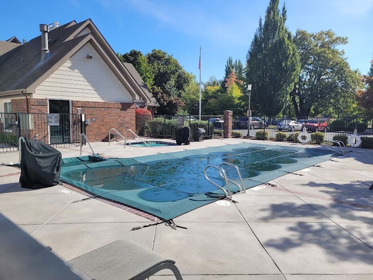 Photo of Residence Inn by Marriott Eugene Springfield - Outdoor Pool and Hot tub