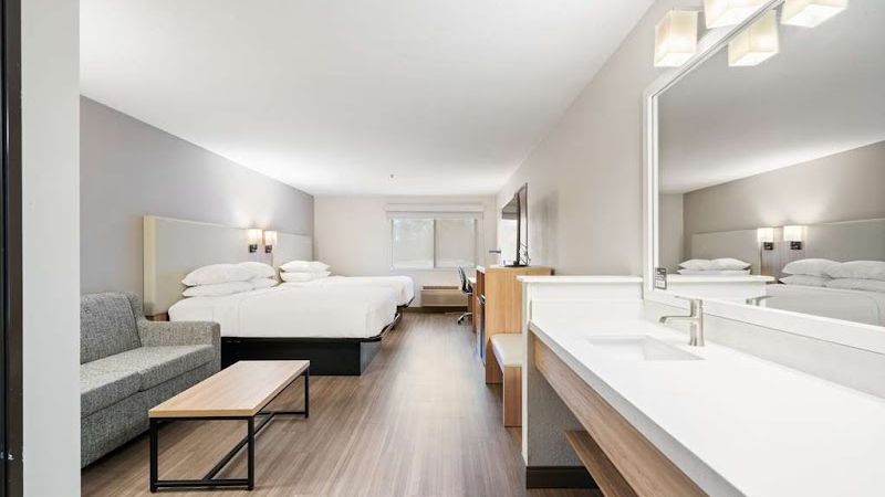 Photo of Best Western Lake Oswego/Portland Hotel & Suites