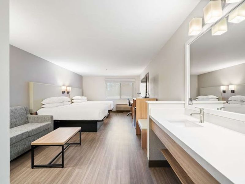 Photo of Best Western Lake Oswego/Portland Hotel & Suites