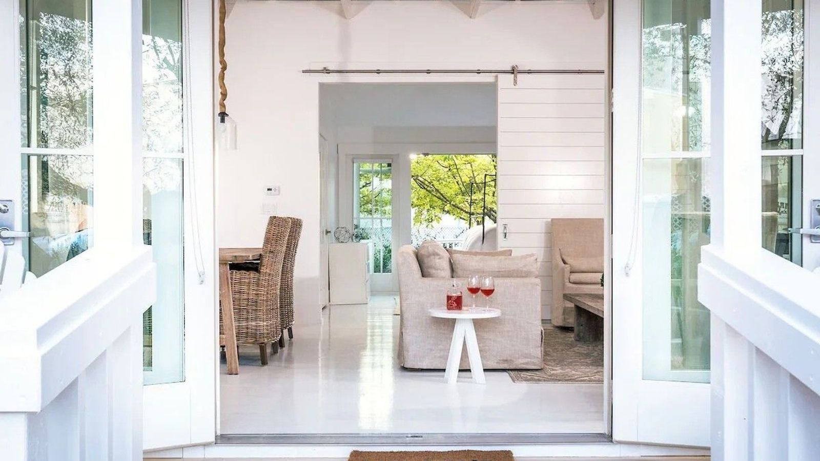 Cottages at Healdsburg - entrance