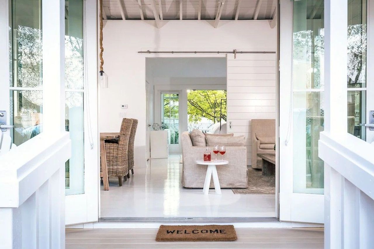 Cottages at Healdsburg - entrance