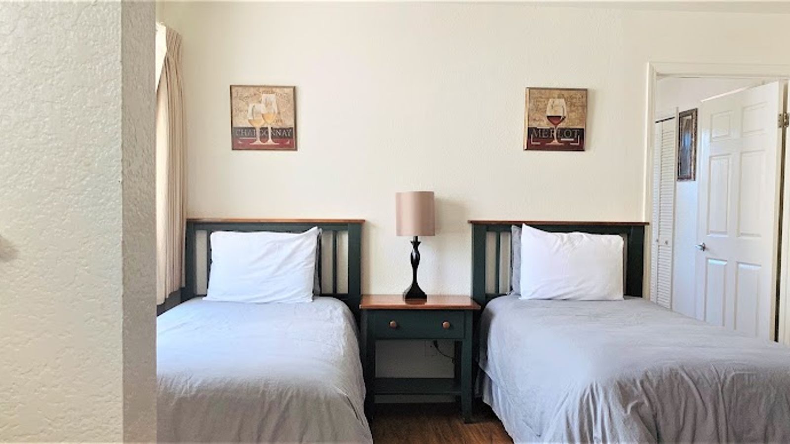 Photo of Carlin's Cottage Court