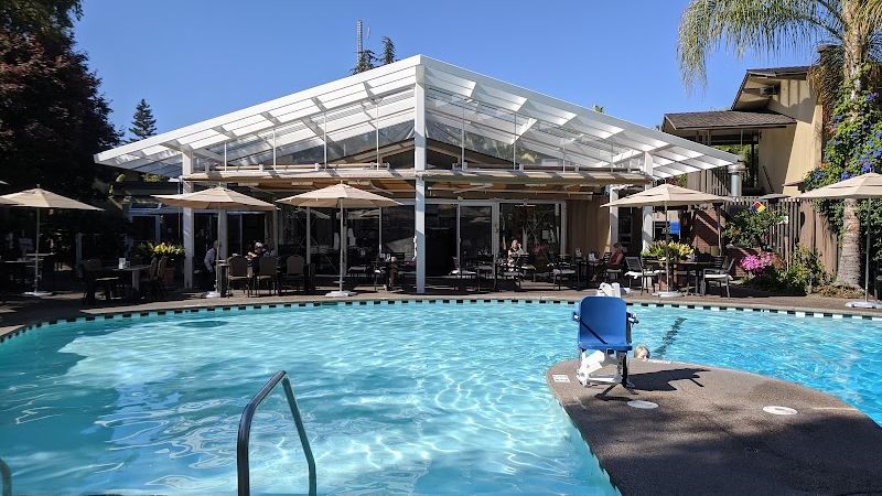 Photo of Dinah's Garden Hotel