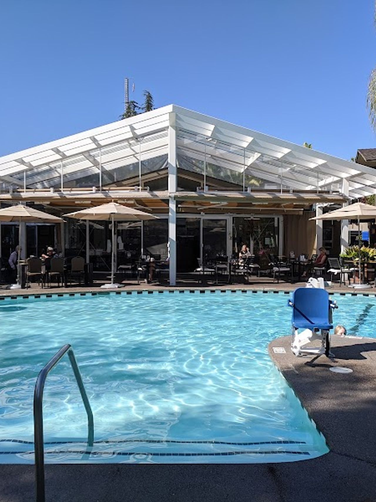 Photo of Dinah's Garden Hotel