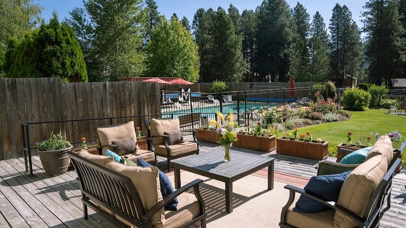 Photo of Blue Elk Inn