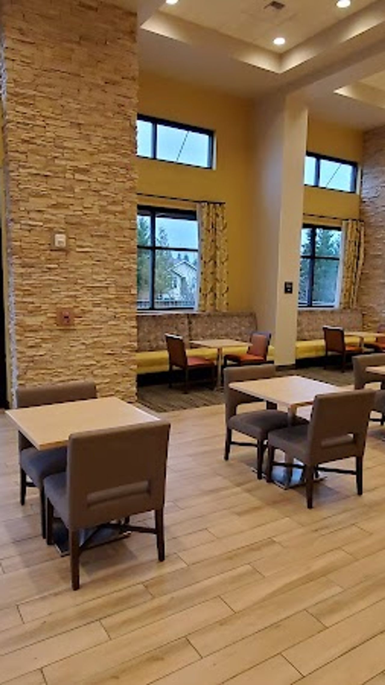 Photo of Snoqualmie Inn by Hotel America