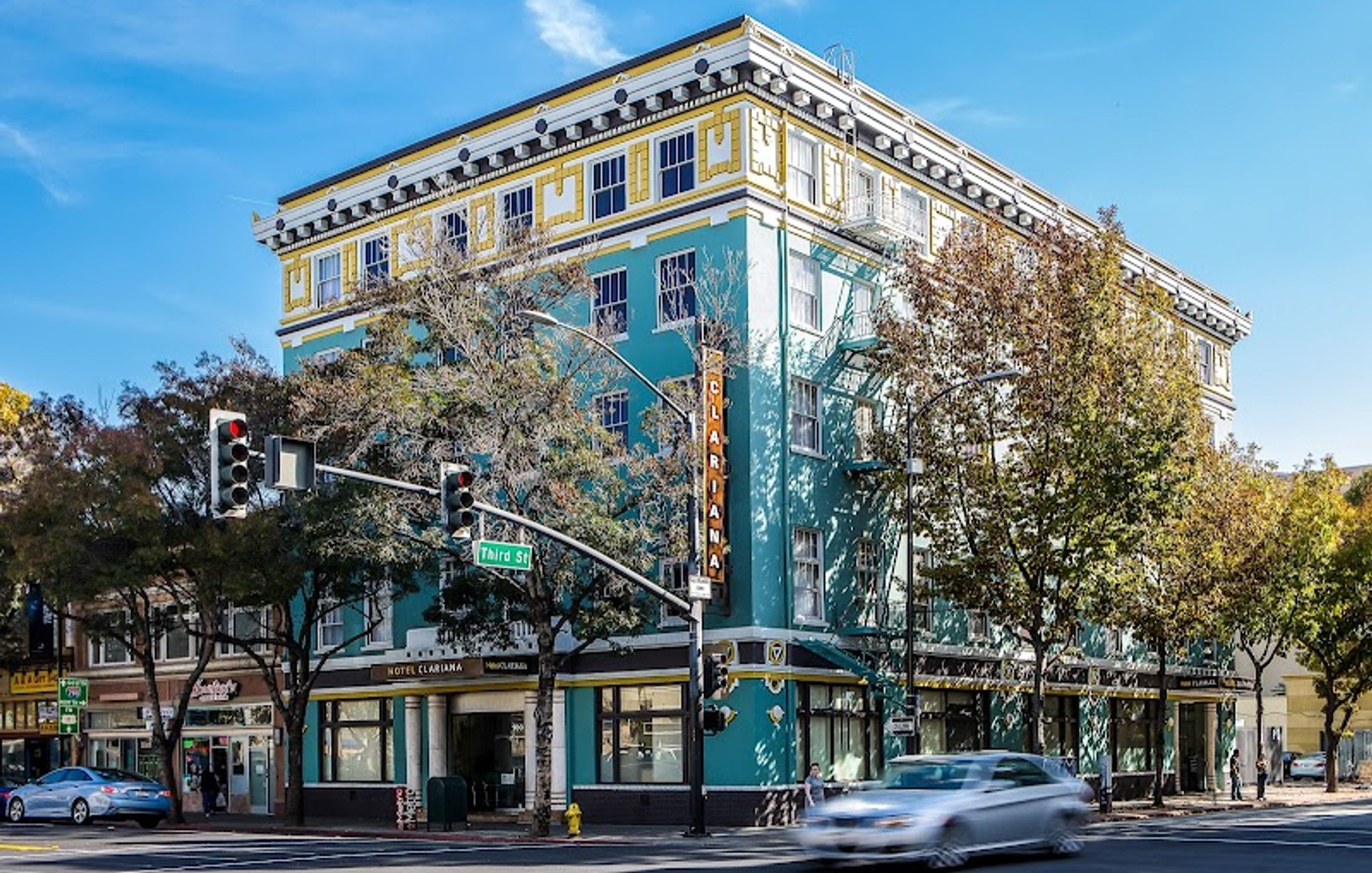Hotel Clariana