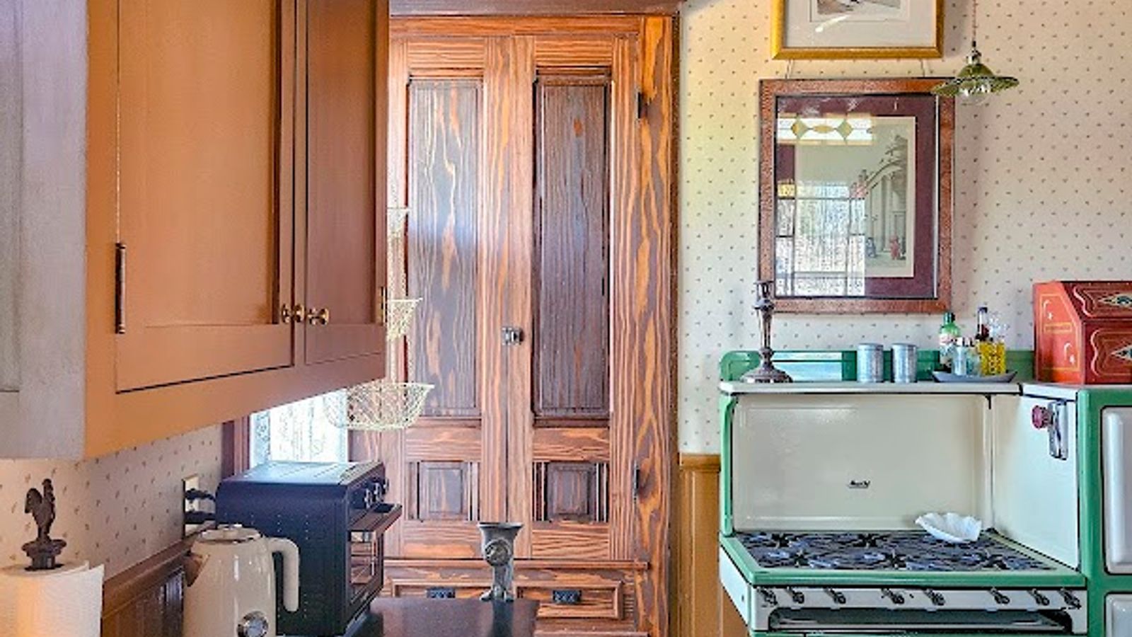 Photo of JD Hyde Historic Inn