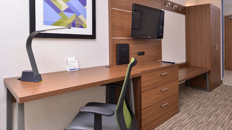 Photo of Holiday Inn Express & Suites Lacey - Olympia, an IHG Hotel