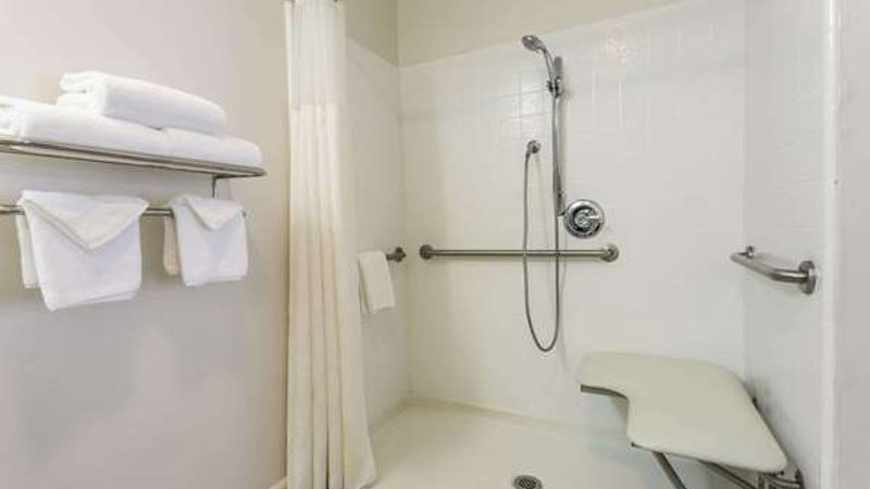 Photo of Ramada by Wyndham Mountain View