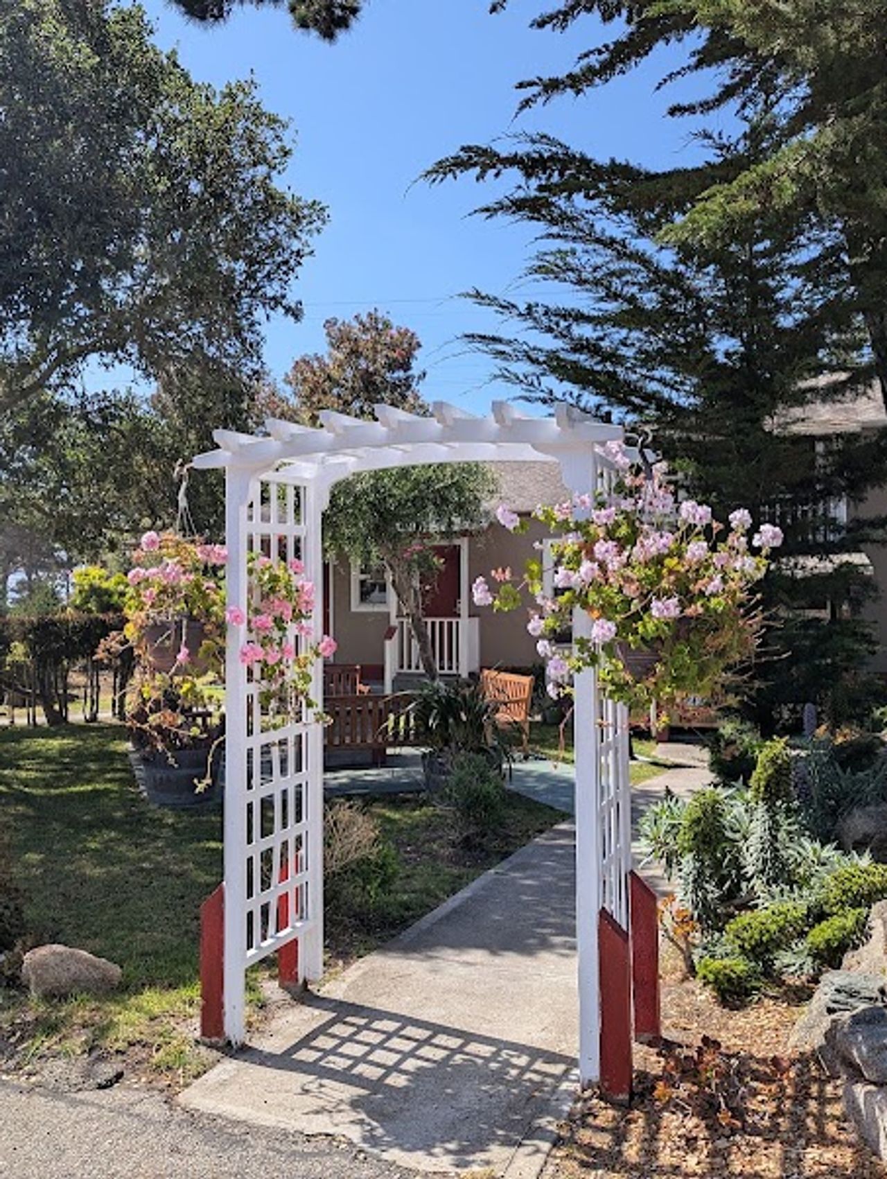 Photo of Bide-A-Wee Inn & Cottages
