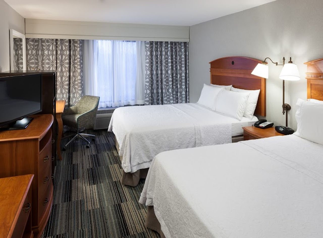 Photo of Hampton Inn & Suites Tulare