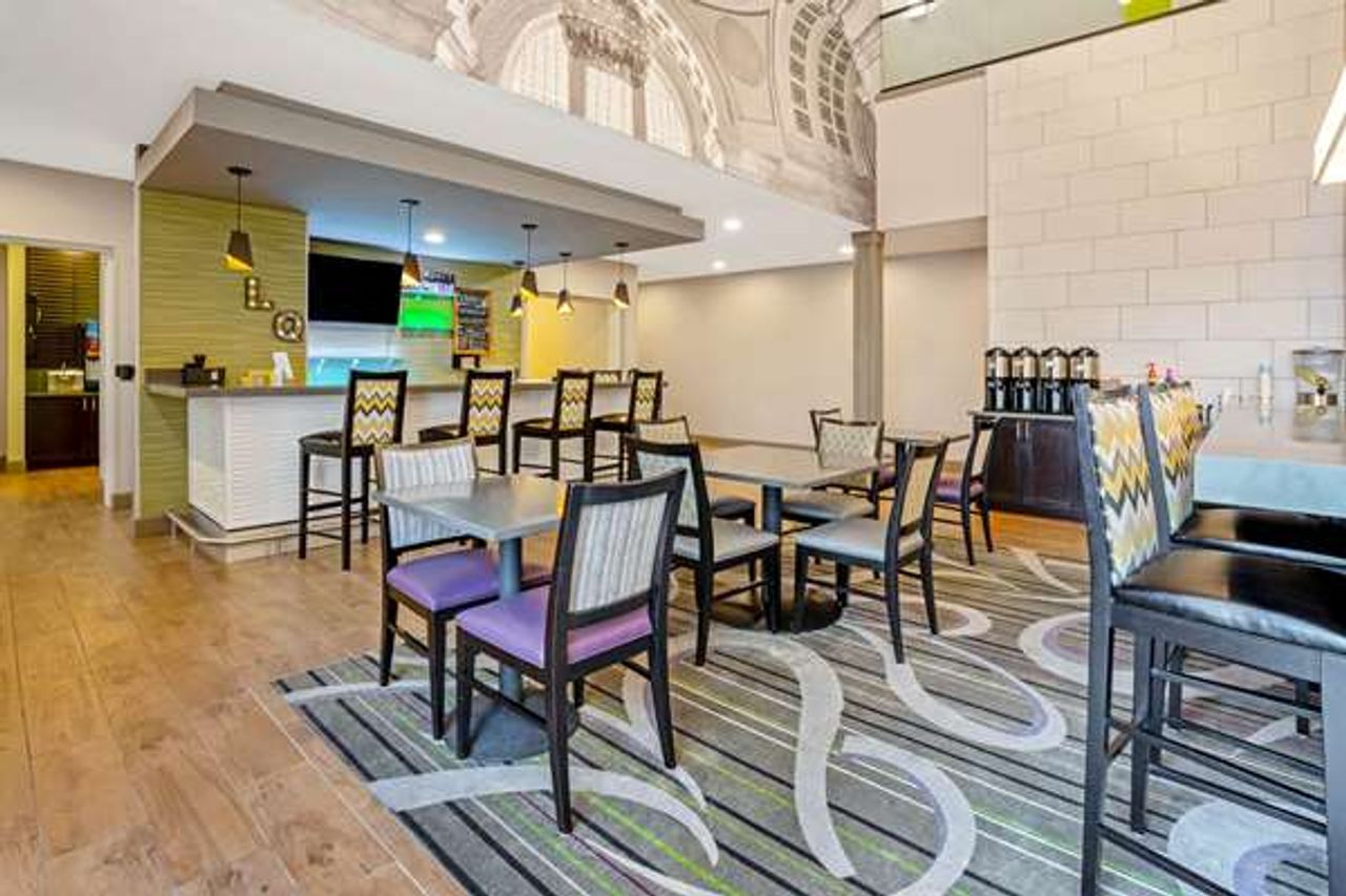 Photo of La Quinta Inn & Suites by Wyndham Tumwater - Olympia