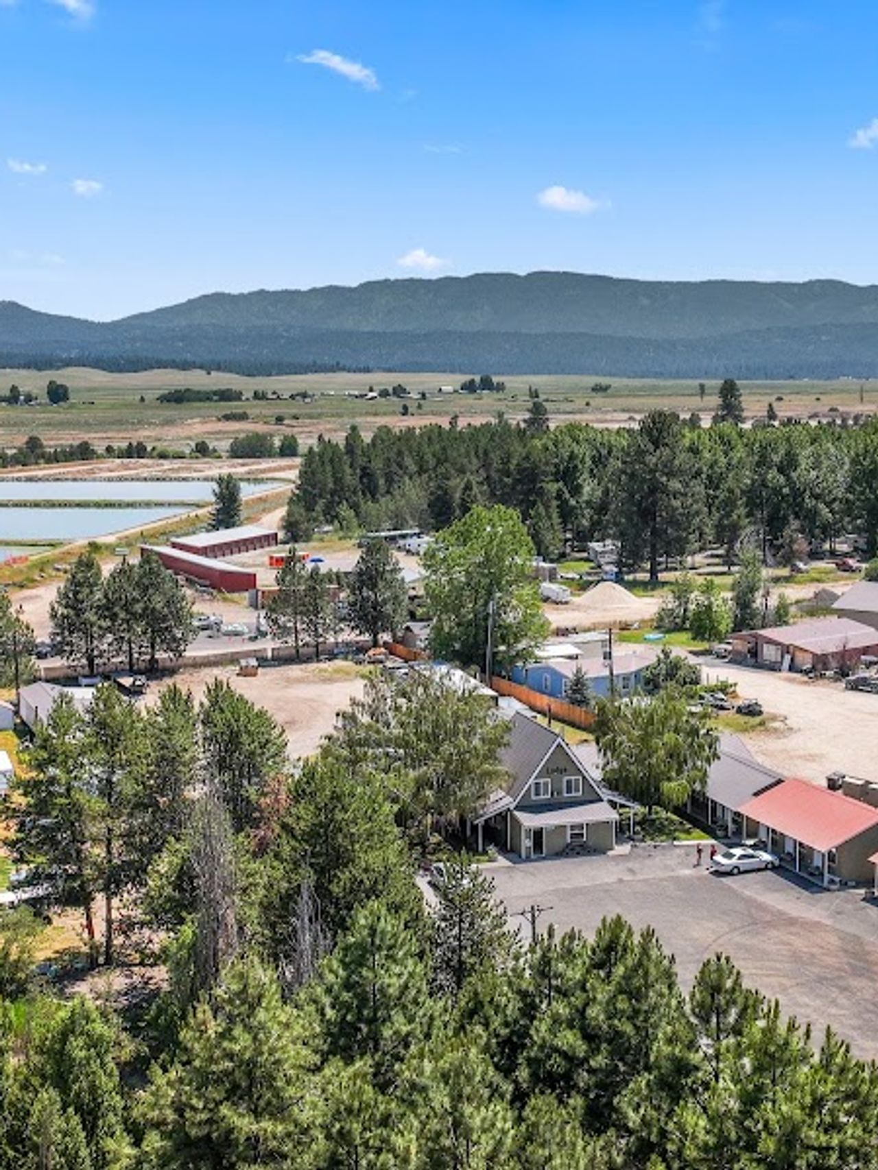 Photo of Birch Glen Lodge and Motel