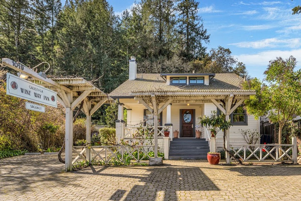 Photo of Calistoga Wine Way Inn