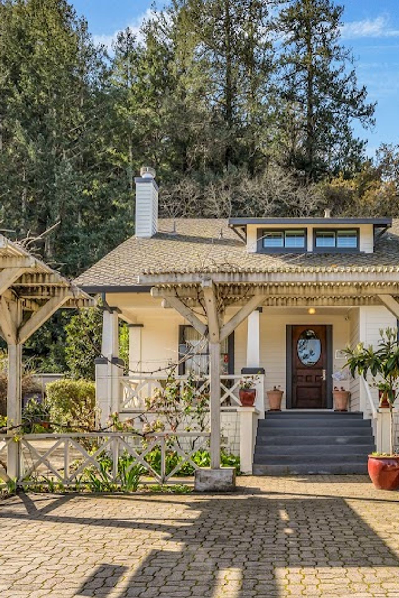 Photo of Calistoga Wine Way Inn