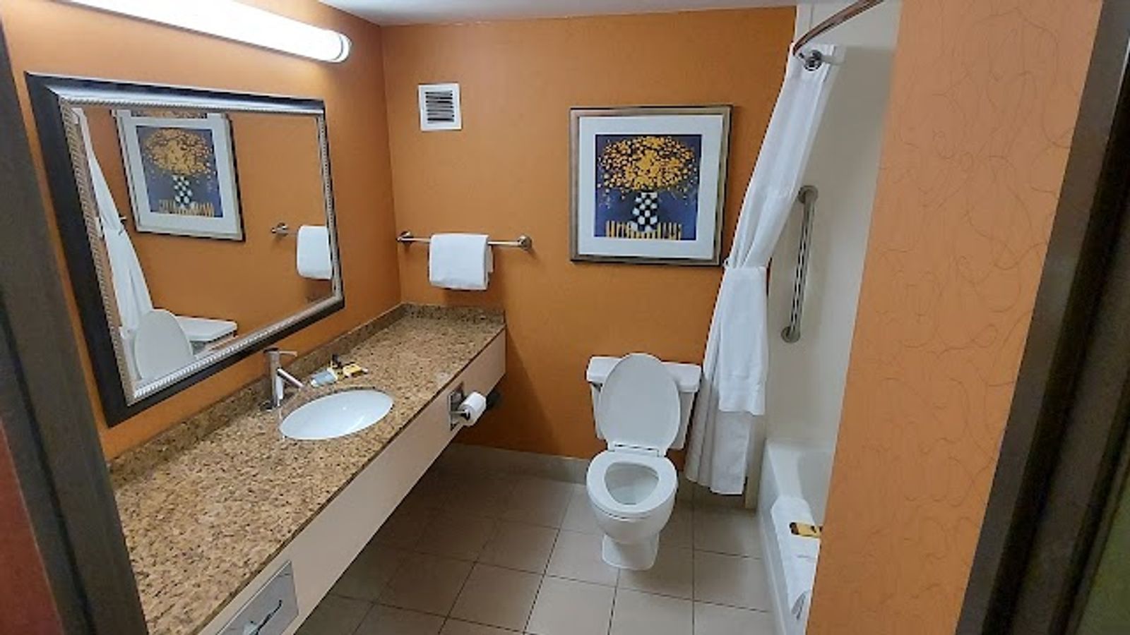 Photo of Best Western Plus Fresno Airport Hotel