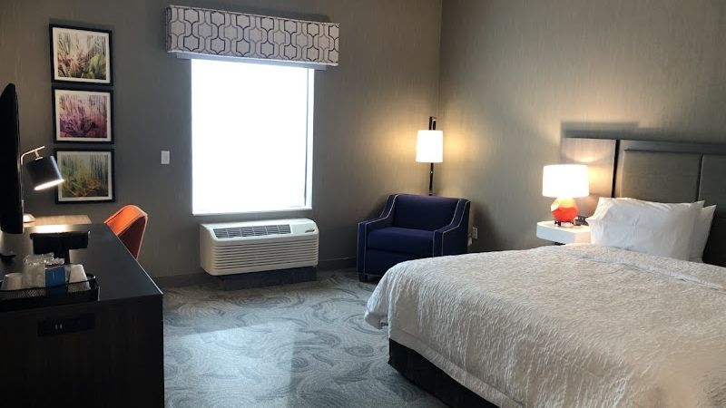 Photo of Hampton Inn Fresno Airport