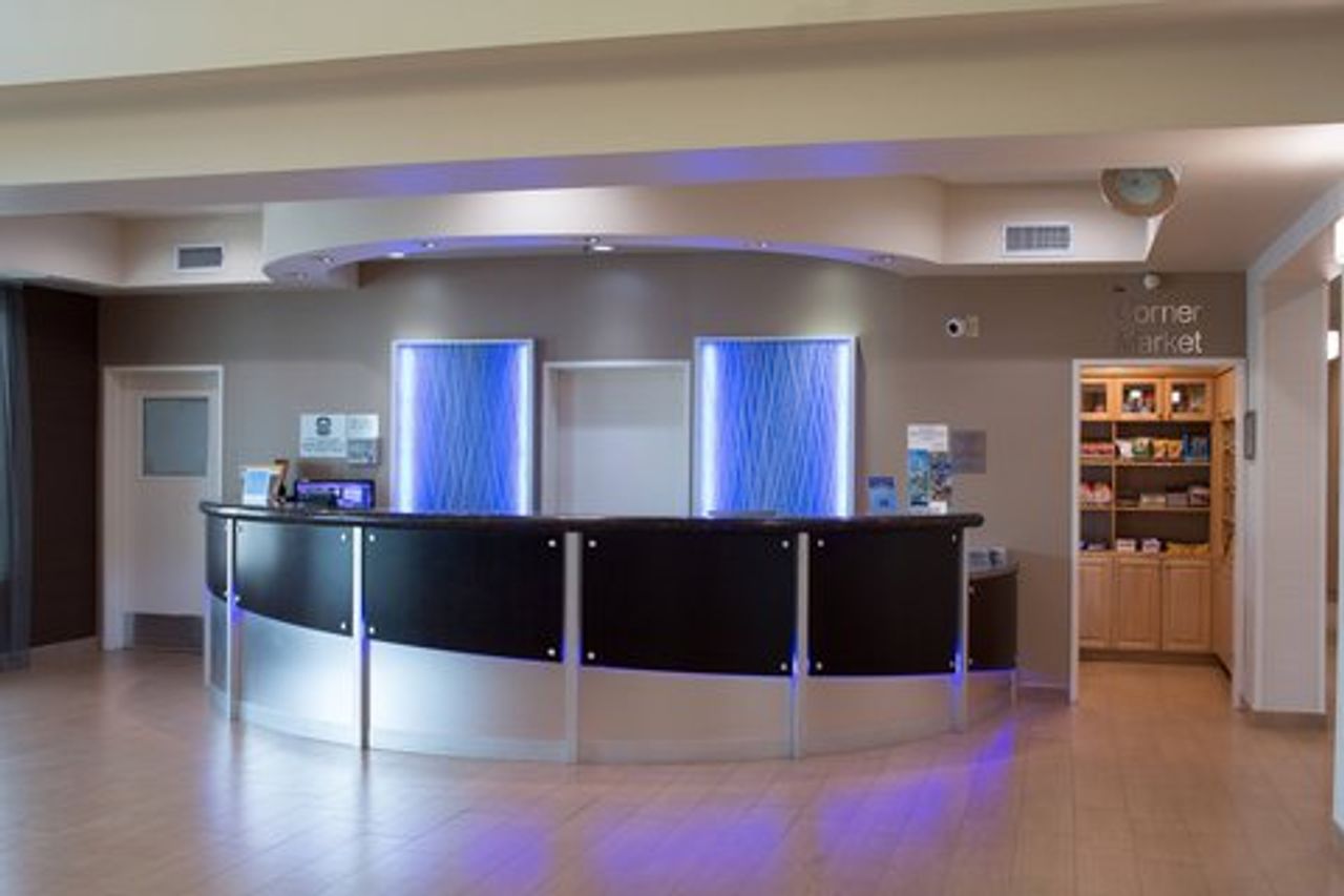 Photo of Fairfield Inn & Suites Oakland Hayward