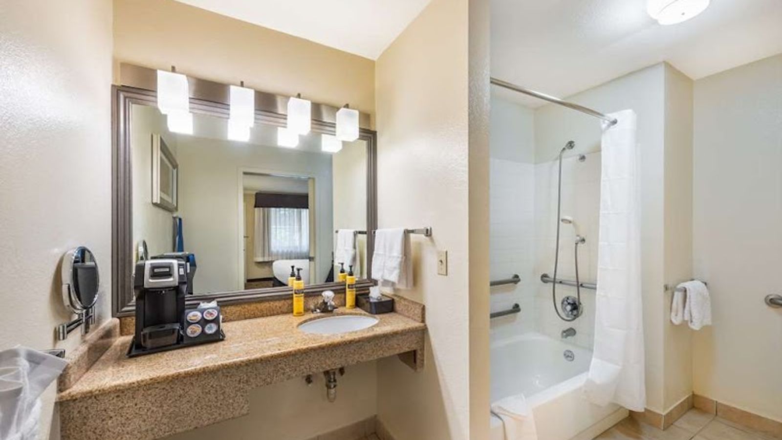 Photo of Best Western Plus Orchid Hotel & Suites