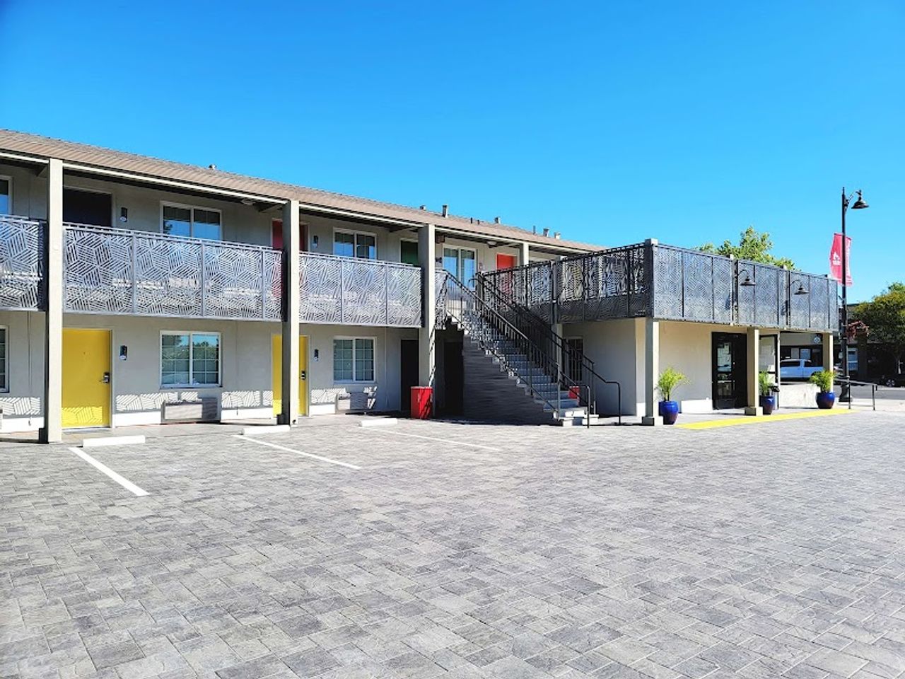 Photo of Signature Inn Santa Clara