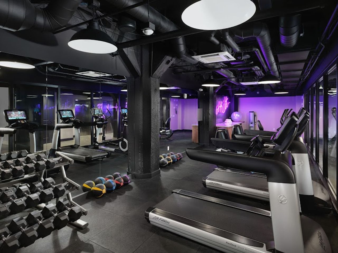 Photo of Axiom Hotel