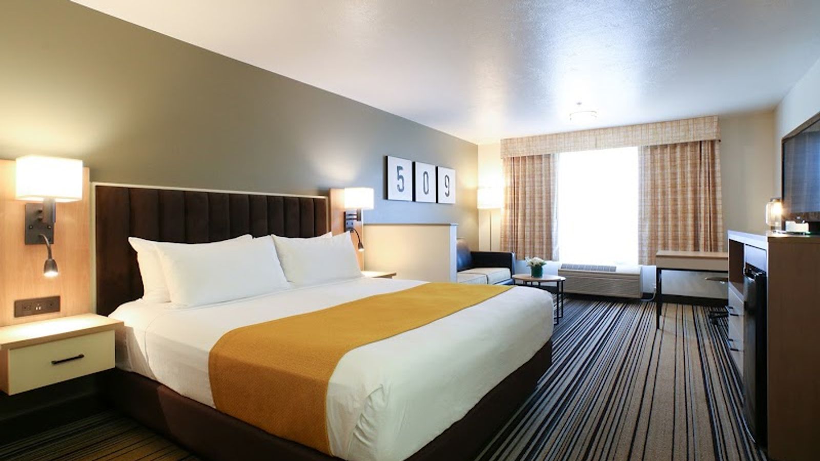Photo of Oxford Suites Spokane Valley