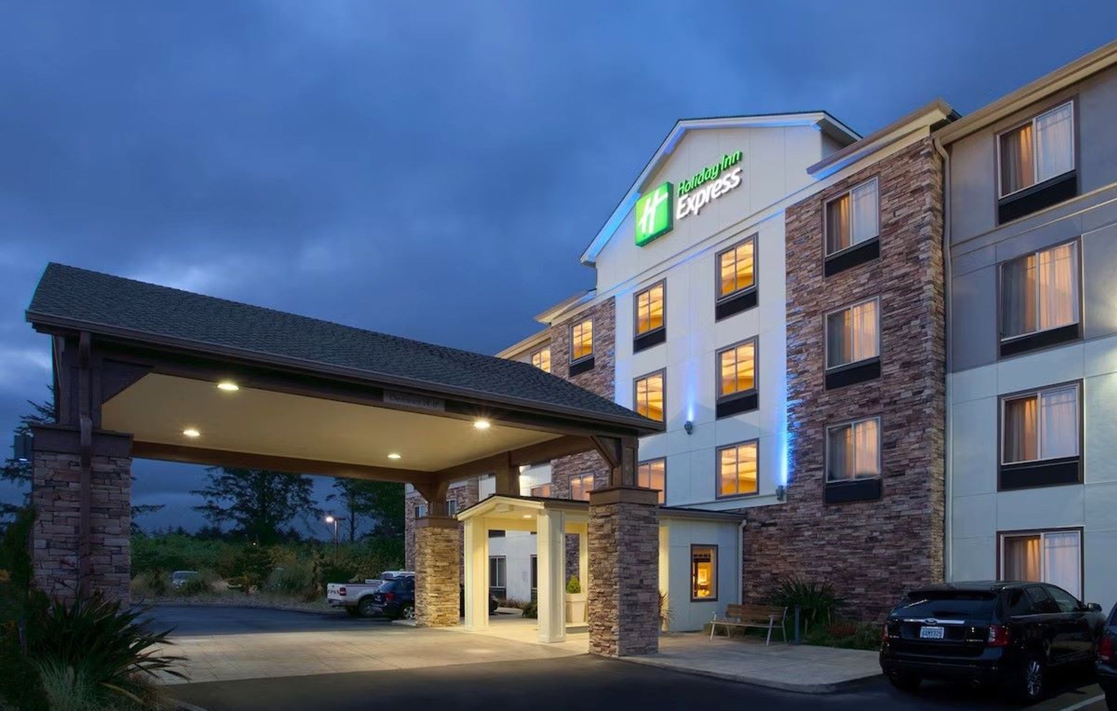 Holiday Inn Express & Suites Newport, an IHG Hotel