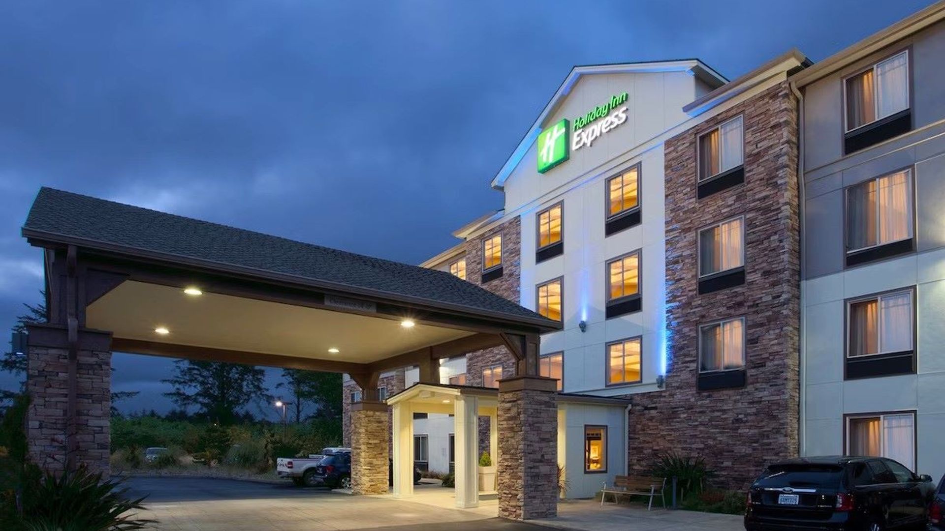 Holiday Inn Express & Suites Newport, an IHG Hotel