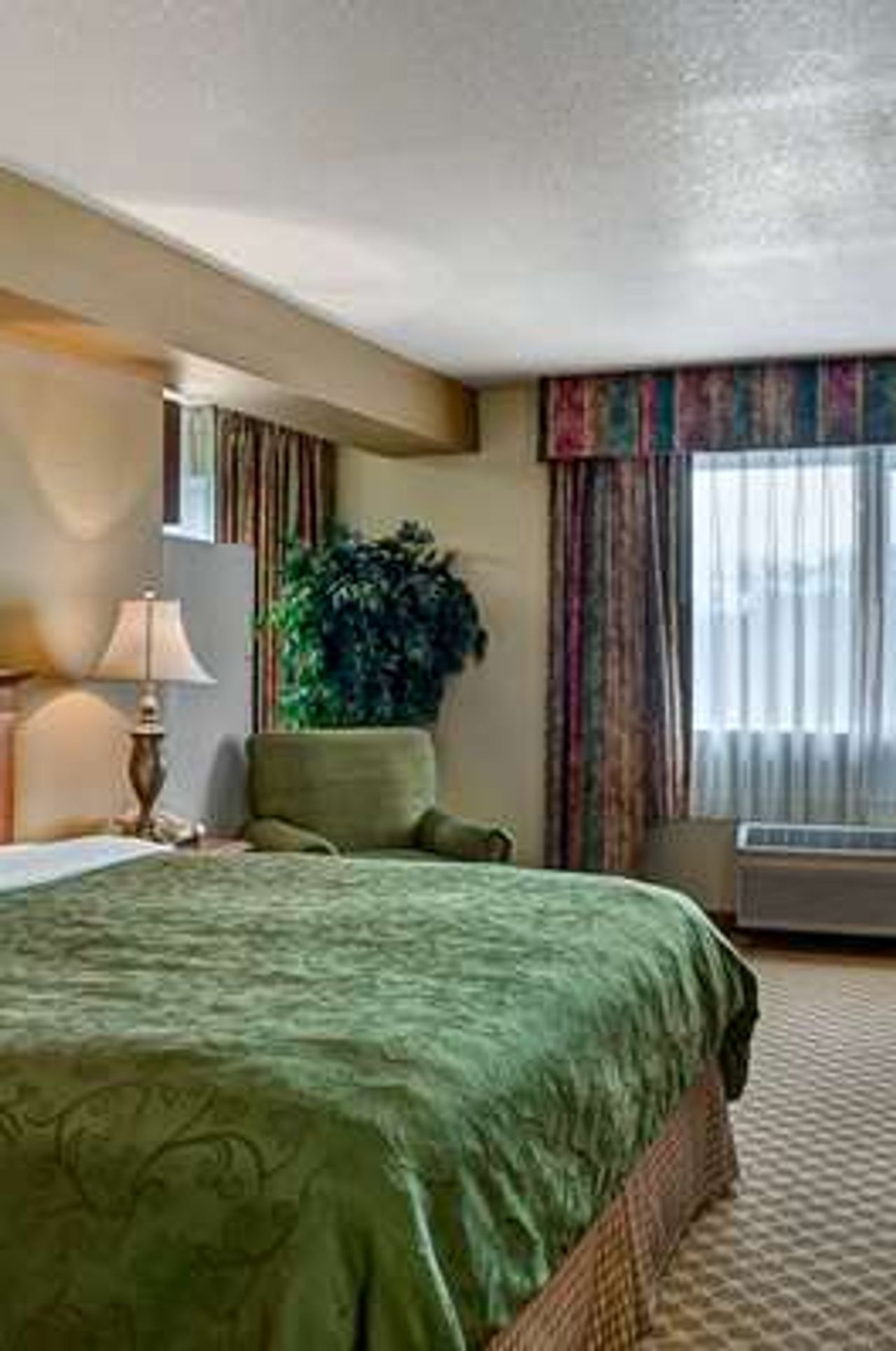 Photo of Country Inn & Suites by Radisson, Portland International Airport, OR
