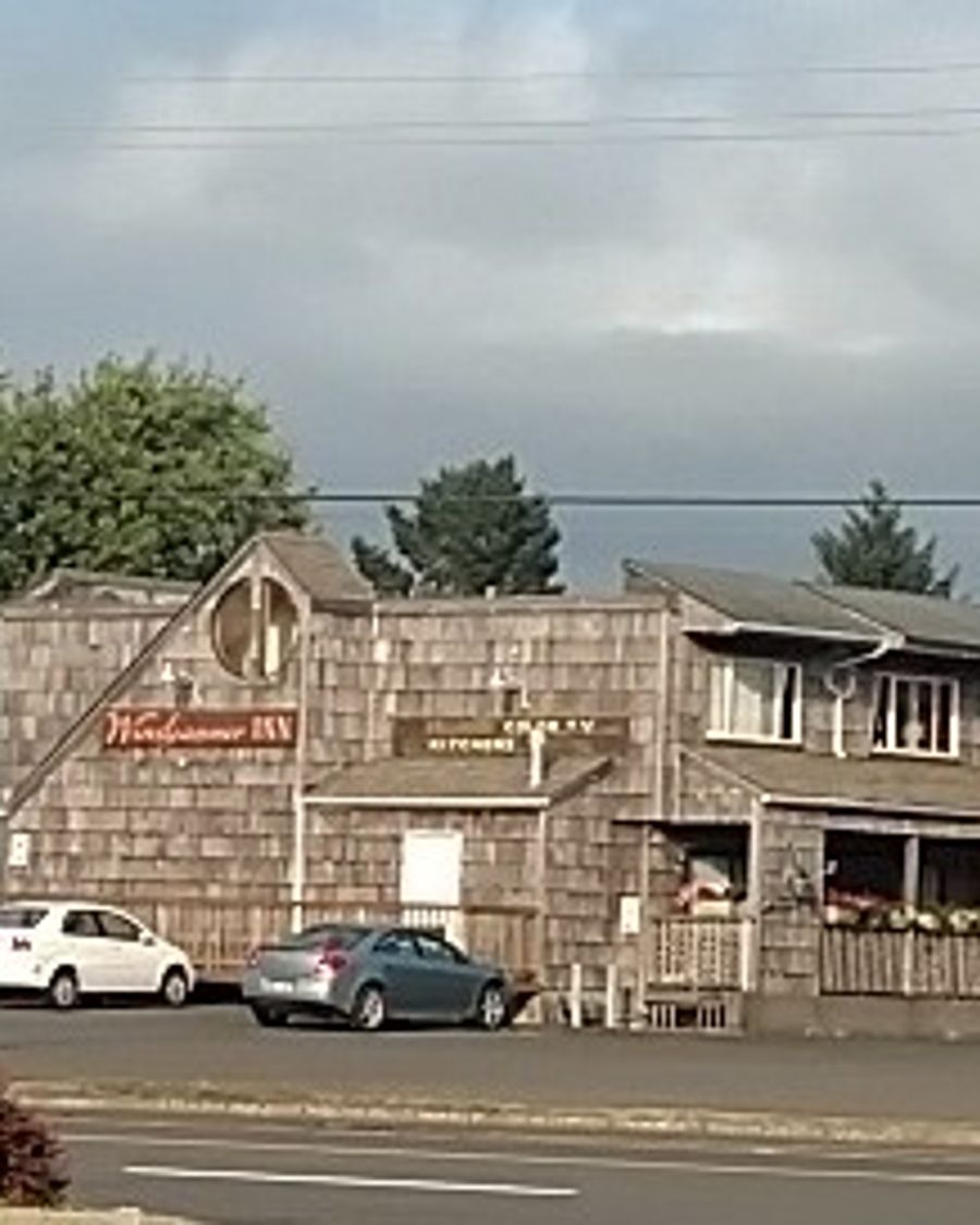 Windjammer Inn