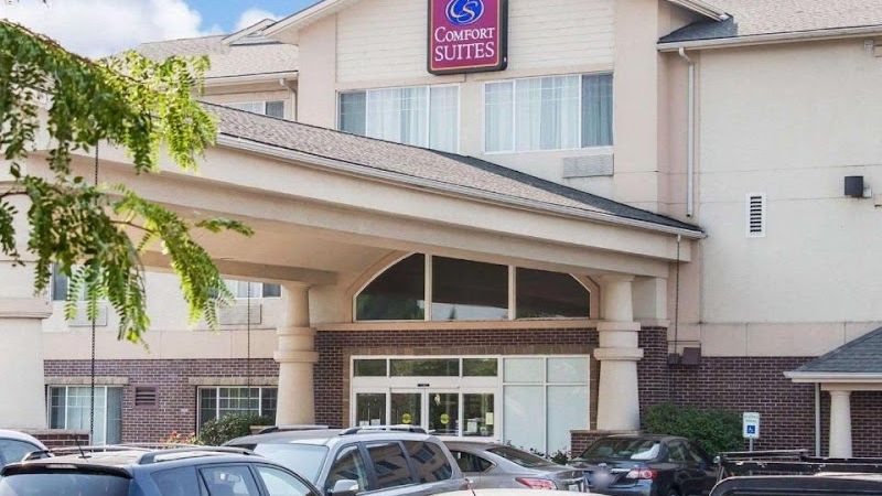 Photo of Comfort Suites Airport