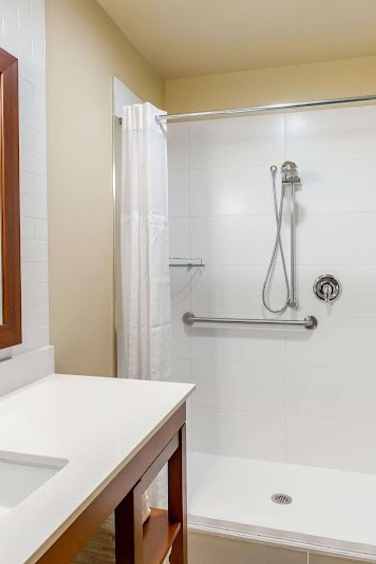 Photo of Comfort Suites Burlington near I-5