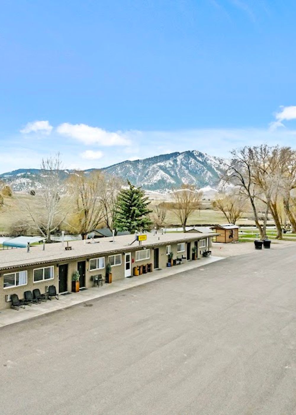 Lost Trail Resort