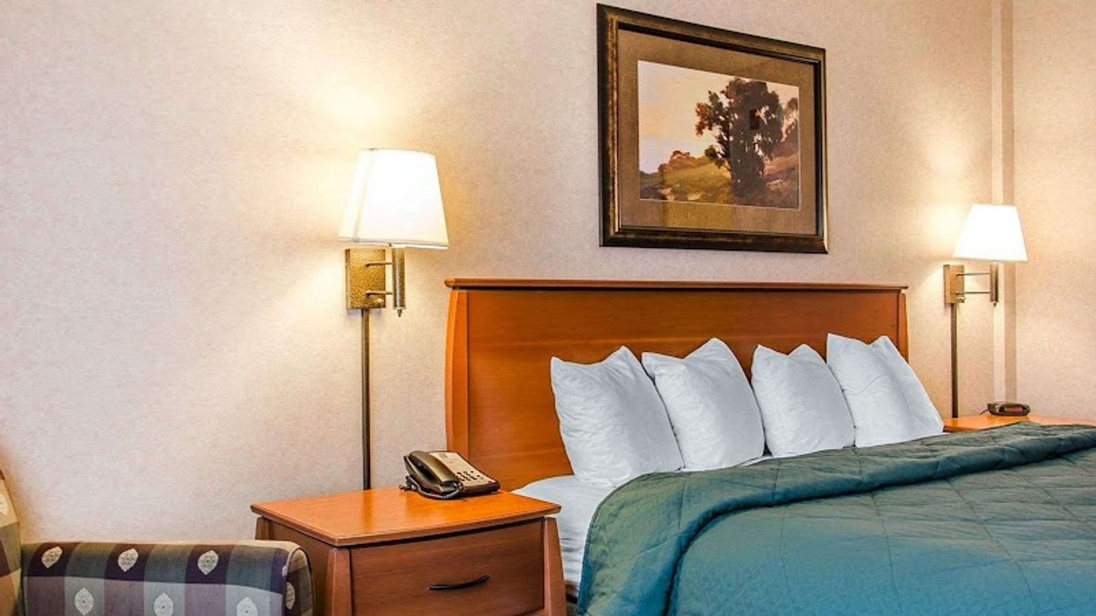 Photo of Quality Inn & Suites