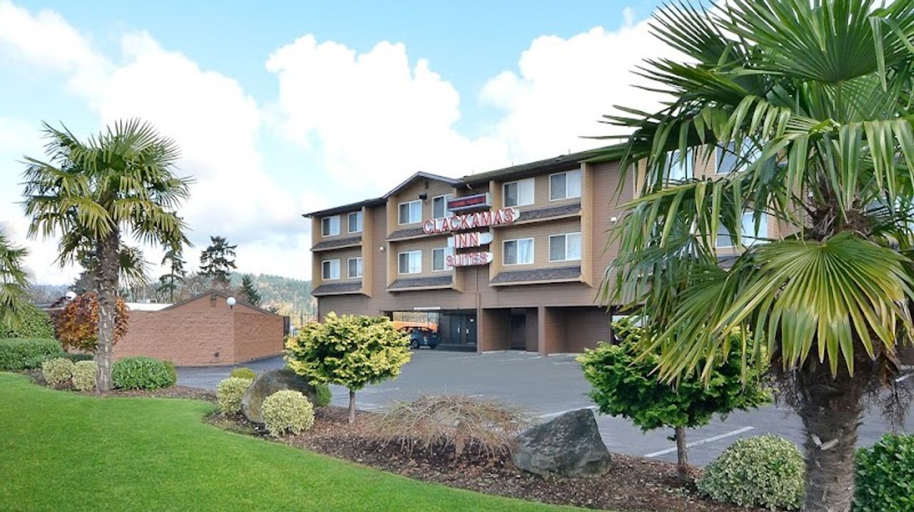 Photo of Clackamas Inn & Suites