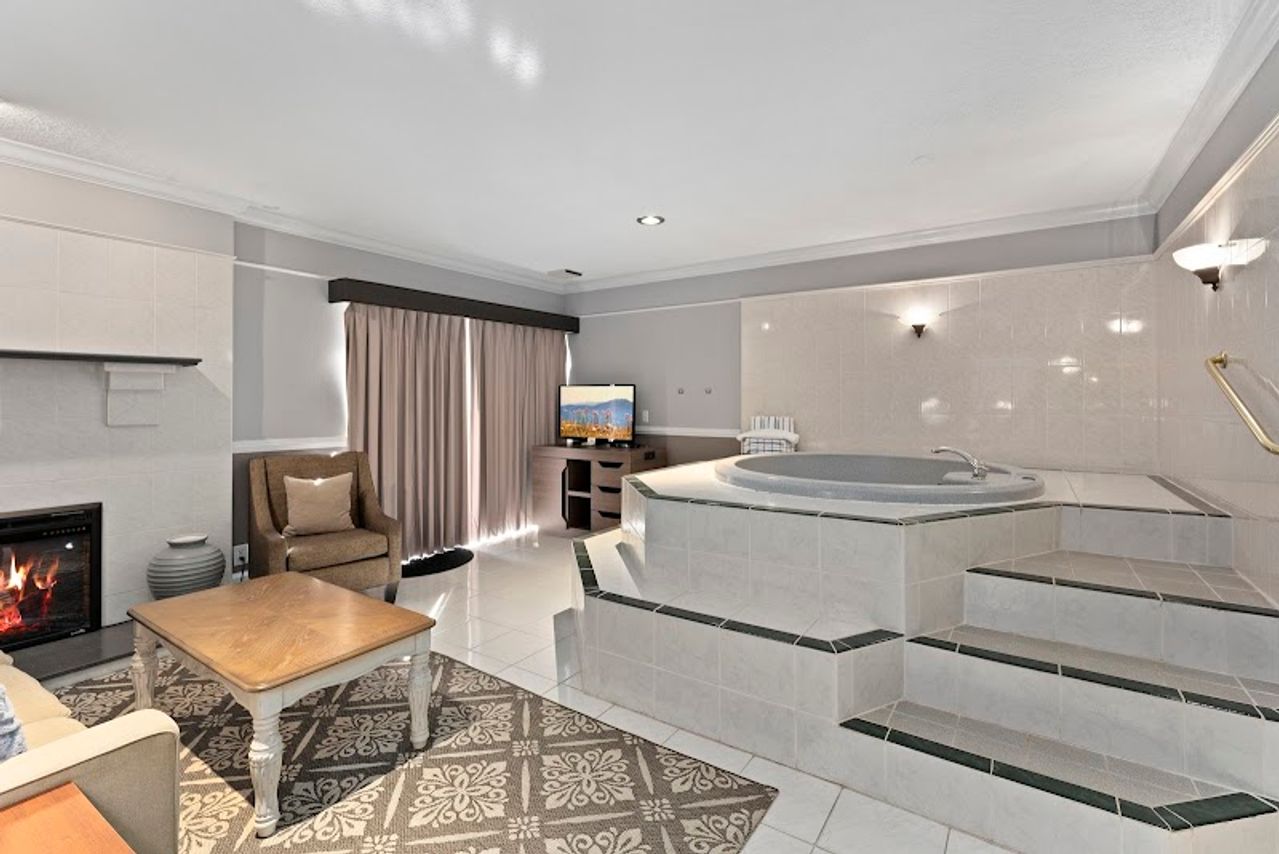 Photo of Cedar Street Hotel & Suites Sandpoint