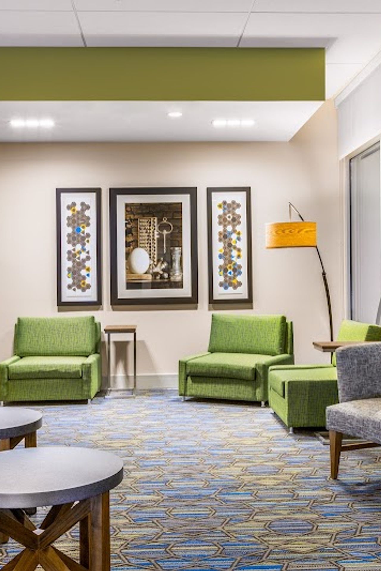 Photo of Holiday Inn Express Union Gap