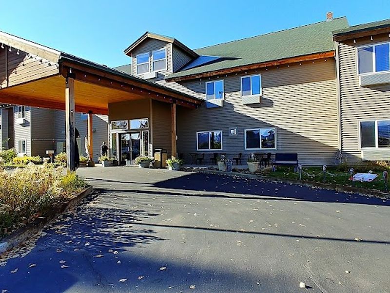 Boulder Creek Inn
