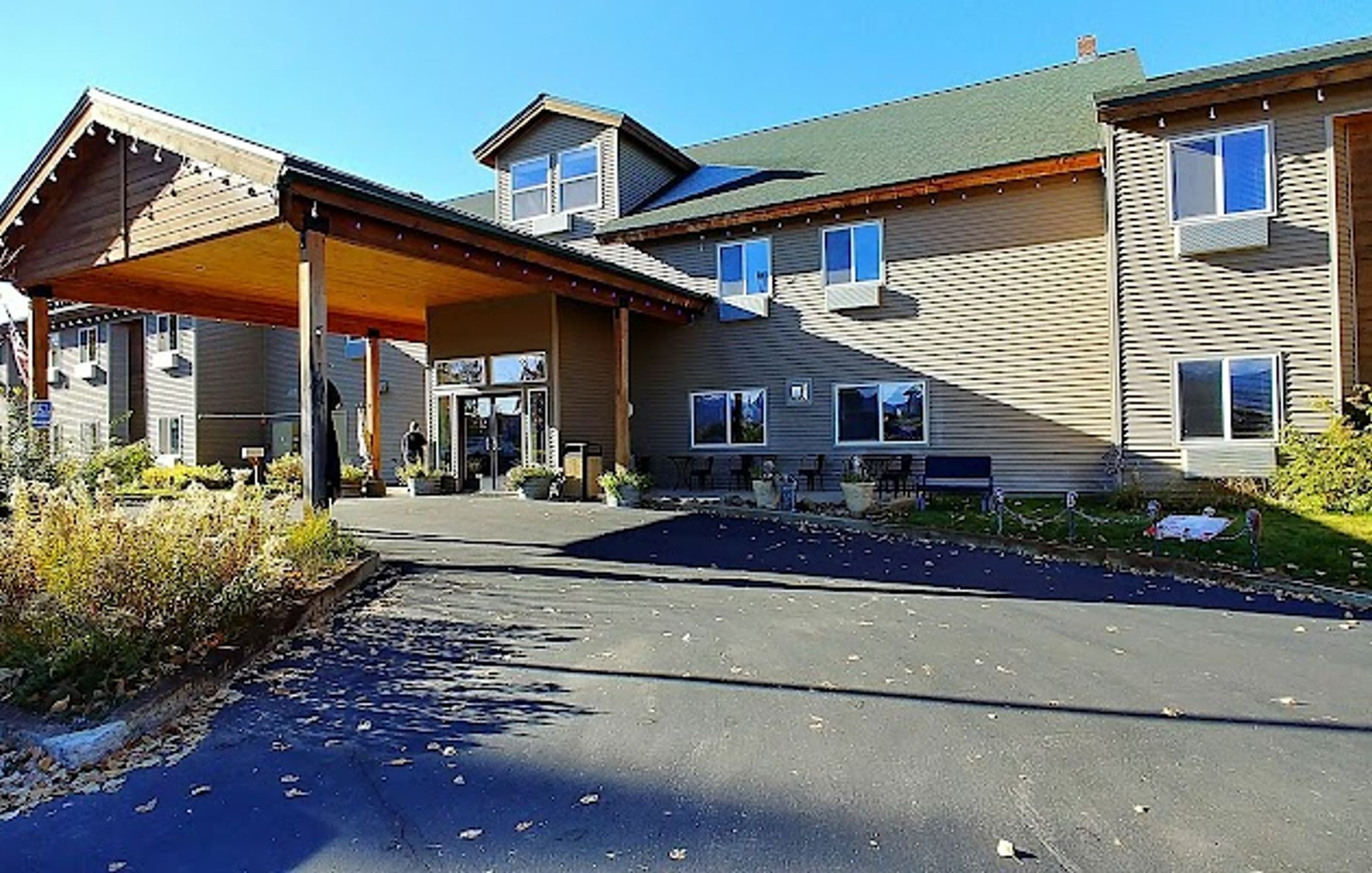 Boulder Creek Inn