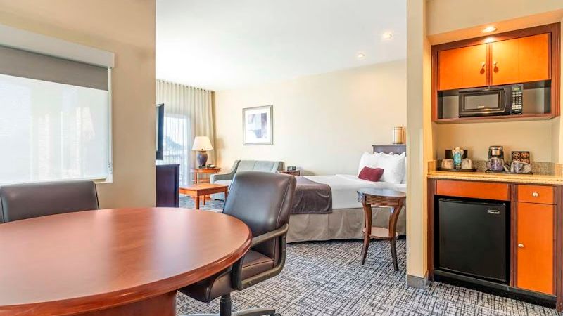 Photo of Best Western Plus Bayside Hotel