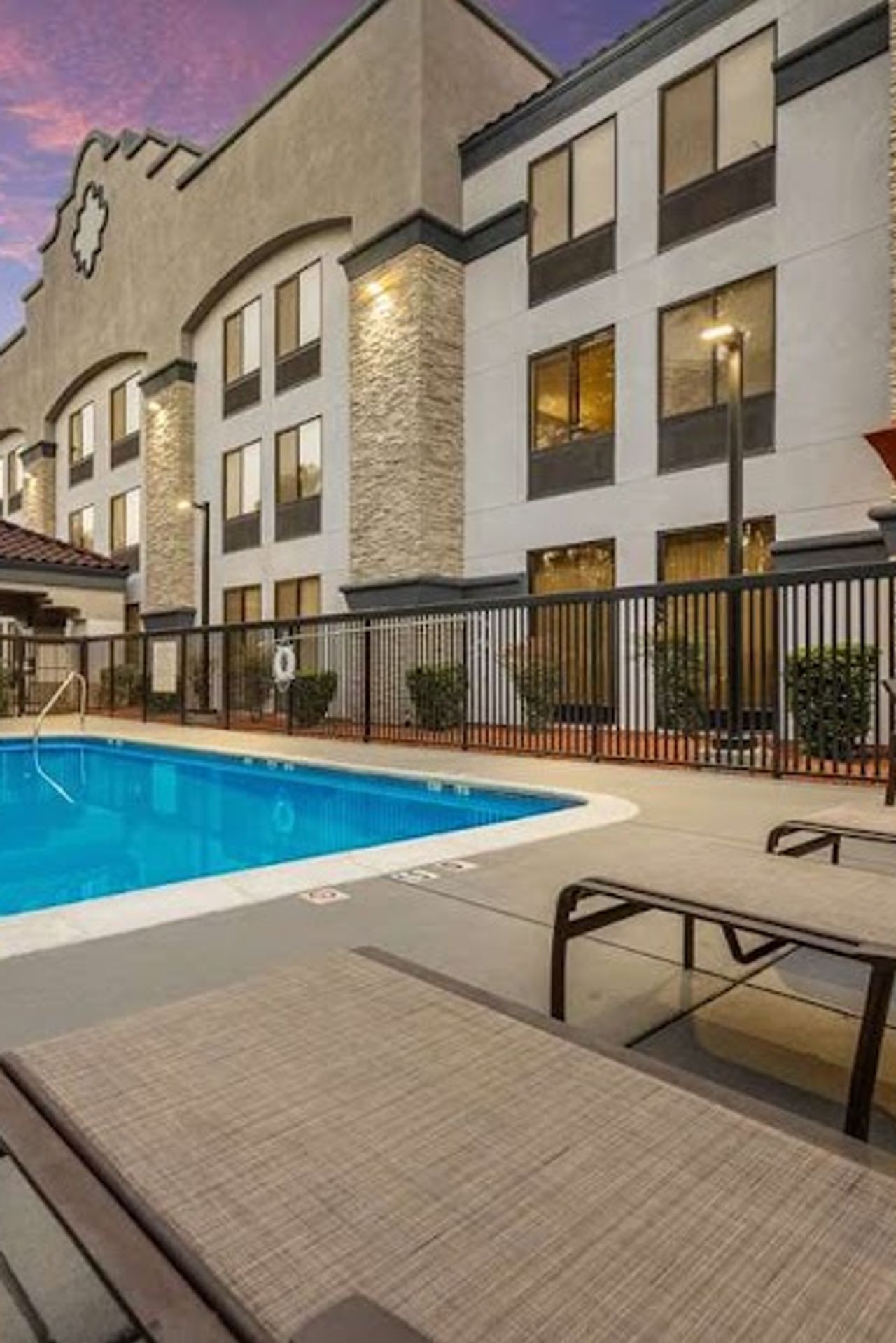 Photo of Hampton Inn Oakland-Hayward