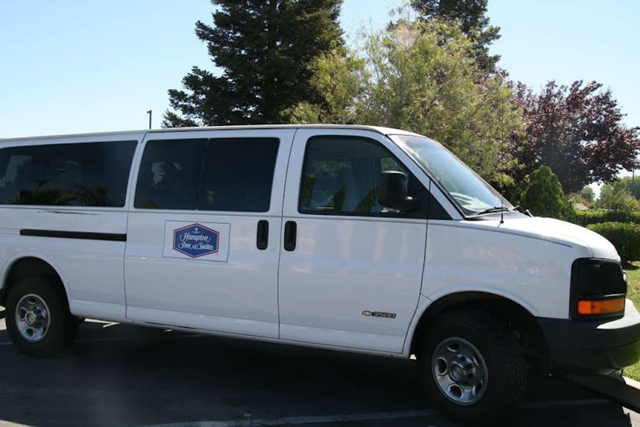 Photo of Hampton Inn & Suites Lathrop