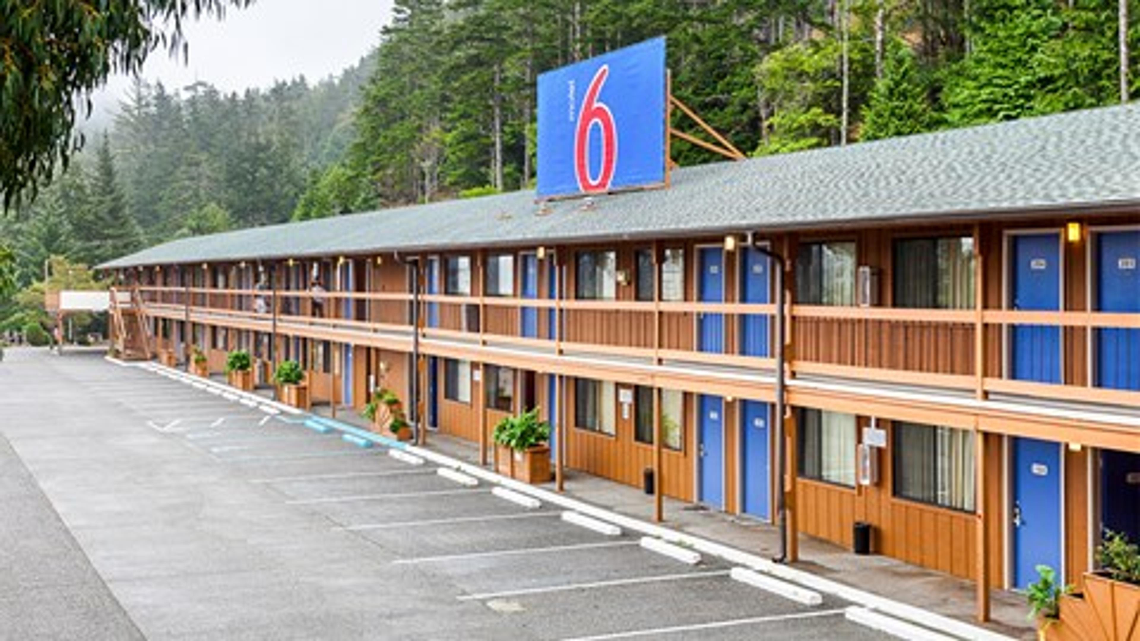 Motel 6 Gold Beach, OR