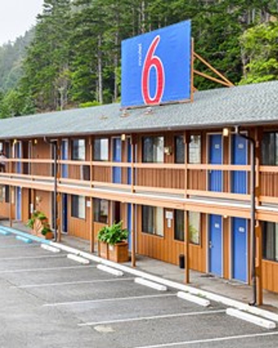 Motel 6 Gold Beach, OR